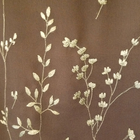 Hillard & Hanson Loden Green Pencil Skirt with Embroidered Front; Size Small - Picture 2 of 5